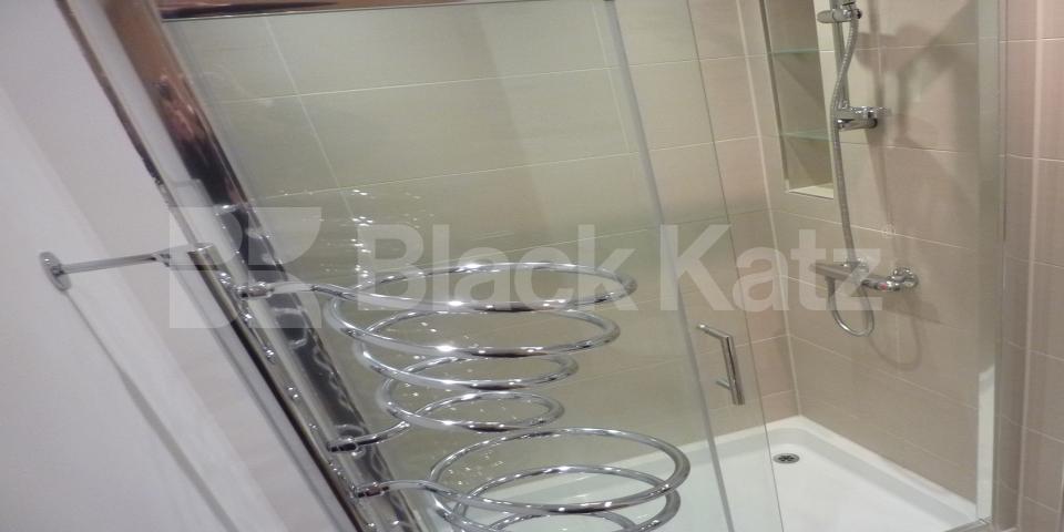 			LUXURY GATED  DEVELOPMENT!, 2 Bedroom, 1 bath, 1 reception Flat			 Harmood Grove, CAMDEN